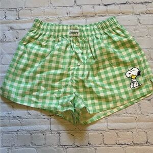 BoxLunch Womens Green Checkered Snoopy Boxer Shorts/PJ Short